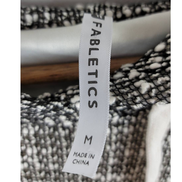 Fabletics Yukon Gray White Hooded Sweater Athletic Athleisure Pickleball Dress M - Picture 6 of 7